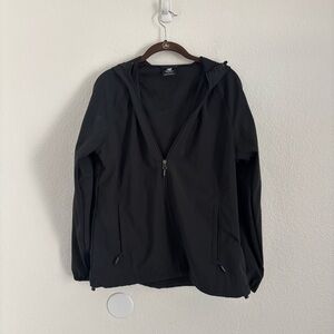 New Balance Women's Size Large Black Full Zip Windbreaker Jacket